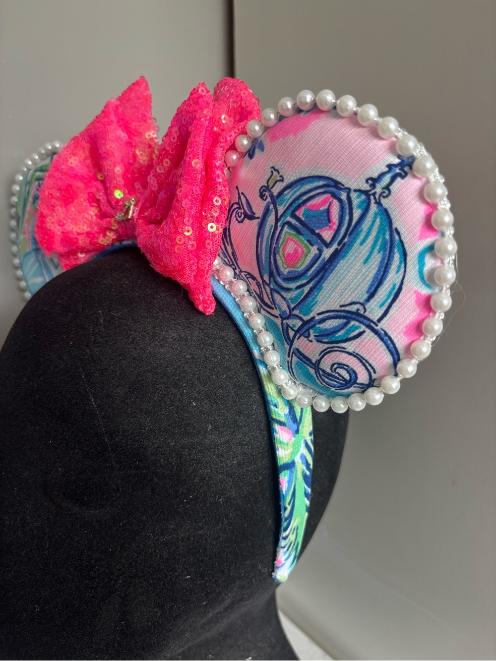 EARS - Picture 2 of 3